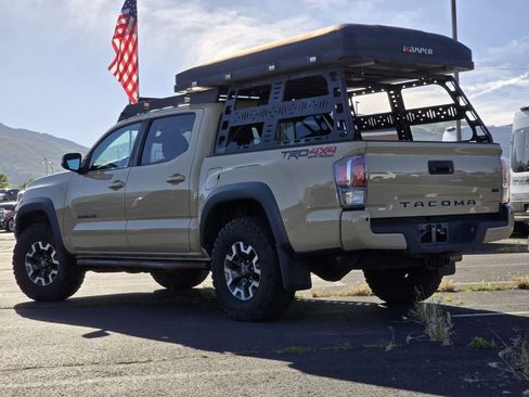 Used 2020 Toyota Tacoma TRD Off-Road w/ Technology Package AWD/4WD image 20