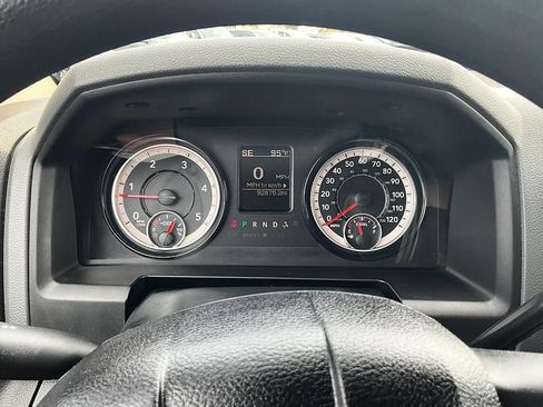 Used 2017 RAM 2500 Tradesman w/ Chrome Appearance Group AWD/4WD image 18