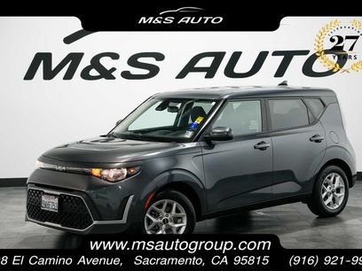 Used 2023 Kia Soul LX w/ LX Technology Package