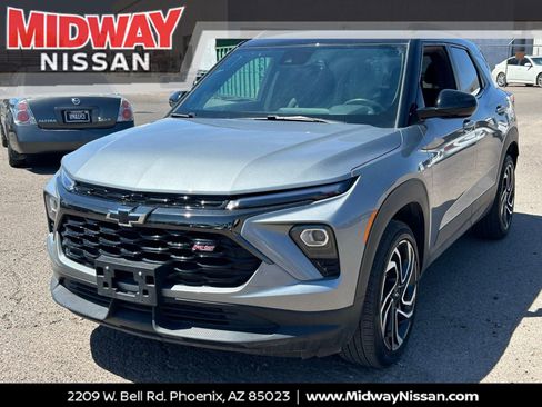 Used 2025 Chevrolet TrailBlazer RS w/ Convenience Package image 1