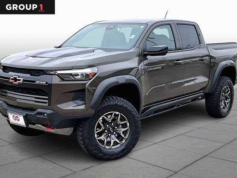 Used 2024 Chevrolet Colorado ZR2 w/ Technology Package image 1