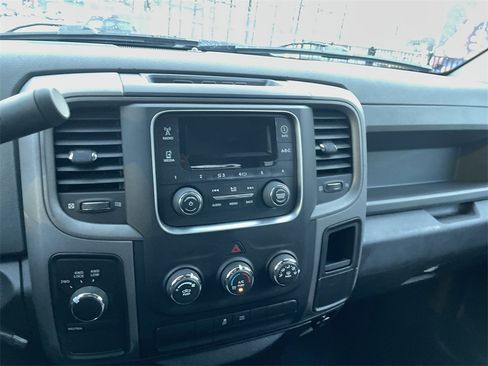 Used 2013 RAM 1500 Express image 18