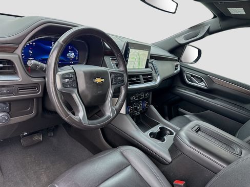 Used 2023 Chevrolet Tahoe LT w/ Luxury Package RWD image 7