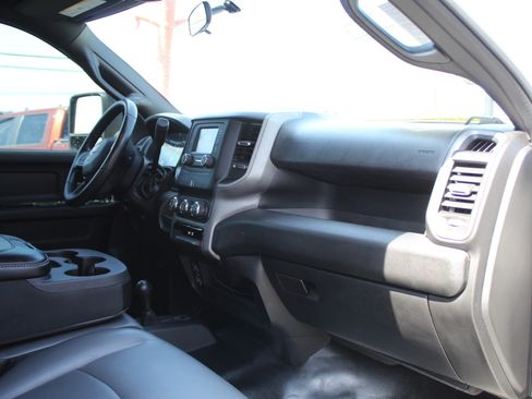 Used 2024 RAM 2500 Tradesman AWD/4WD image 22