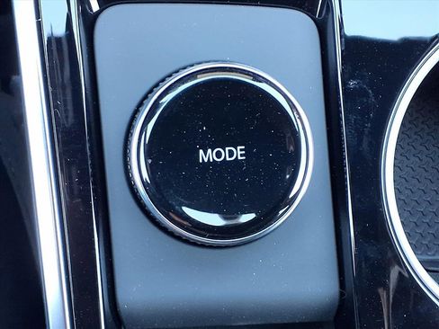 New 2026 Chevrolet Equinox LT w/ Convenience Package II image 9