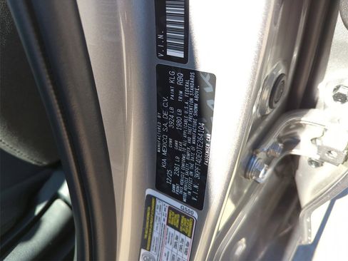 New 2026 Kia K4 LXS image 31