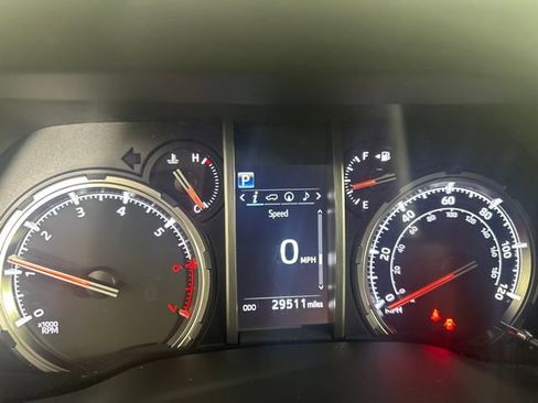 Used 2024 Toyota 4Runner TRD Off-Road Premium w/ Off Road Premium Plus Package AWD/4WD image 28