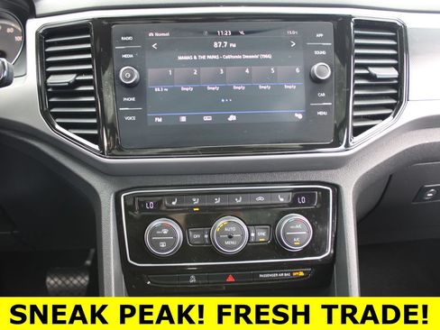 Used 2020 Volkswagen Atlas Cross Sport SEL AWD/4WD image 15