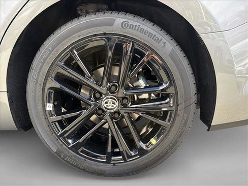 New 2026 Toyota Camry SE image 9