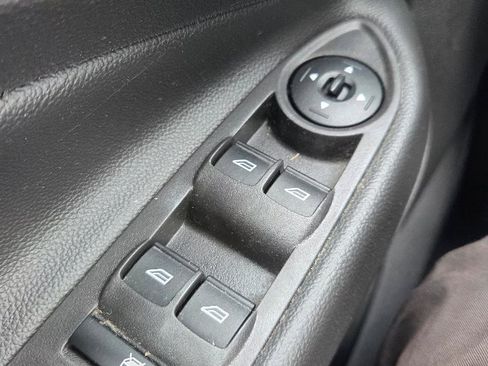 Used 2016 Ford Escape SE image 23