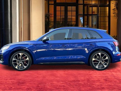 Used 2021 Audi SQ5 Premium Plus w/ Premium Plus Package image 3
