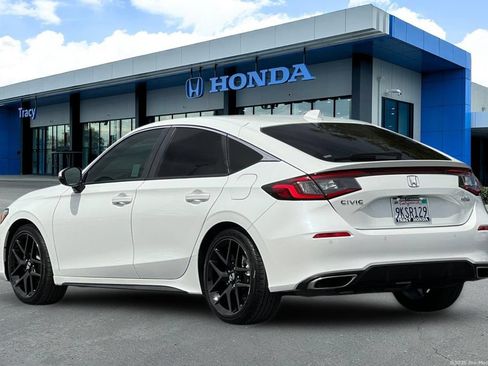 Certified 2024 Honda Civic Sport Touring image 10