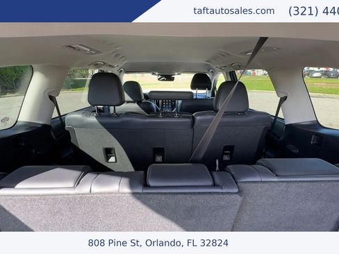 Used 2023 Subaru Ascent Limited AWD/4WD image 16
