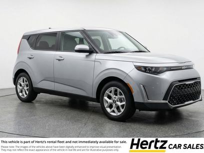 Used 2025 Kia Soul LX w/ LX Technology Package
