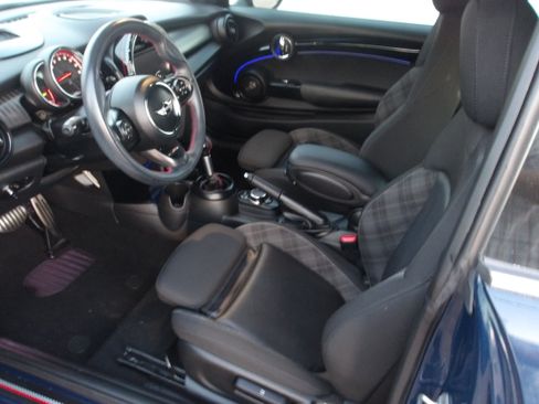 Used 2018 MINI Cooper John Cooper Works FWD image 4
