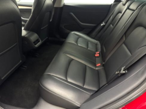 Used 2023 Tesla Model 3 Standard Range image 32