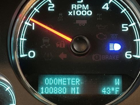 Used 2012 Chevrolet Tahoe LS w/ Convenience Package image 29