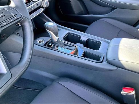 Certified 2025 Nissan Sentra S image 17