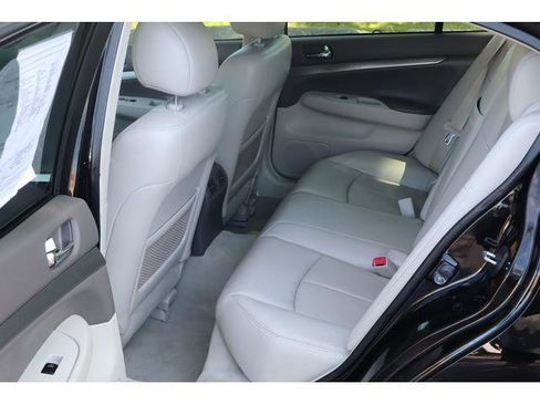 Used 2011 INFINITI G37 x Sedan w/ Premium Pkg AWD/4WD image 8