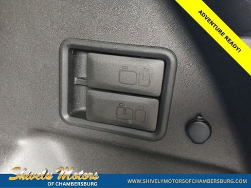 Used 2020 GMC Terrain SLE w/ Driver Convenience Package AWD/4WD image 10