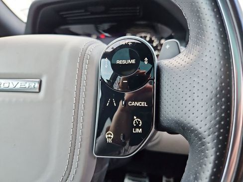 Used 2020 Land Rover Range Rover Evoque First Edition image 12