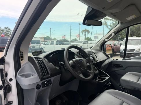 Used 2019 Ford Transit 150 130 Low Roof RWD image 14