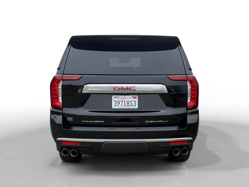 Used 2023 GMC Yukon XL Denali image 4