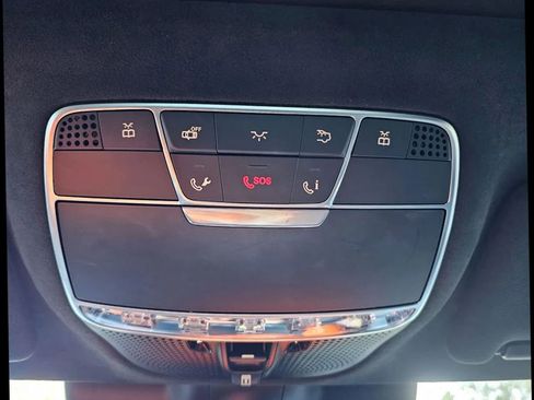 Used 2015 Mercedes-Benz S 550 4MATIC Coupe image 44