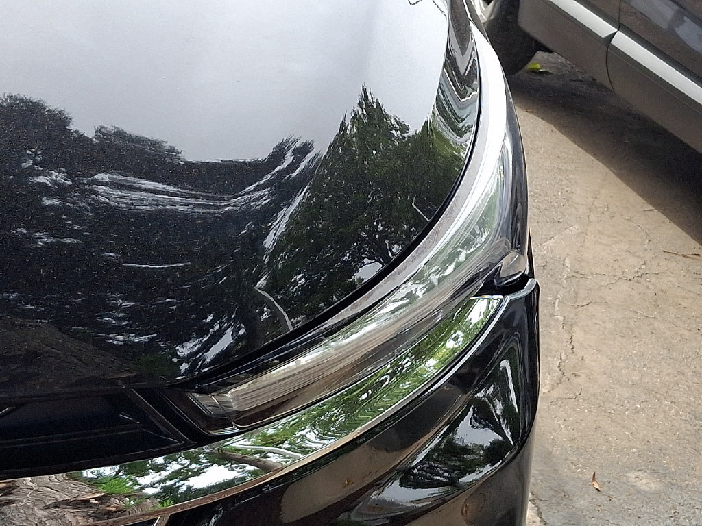 Used 2023 Buick Enclave Essence AWD/4WD image 4