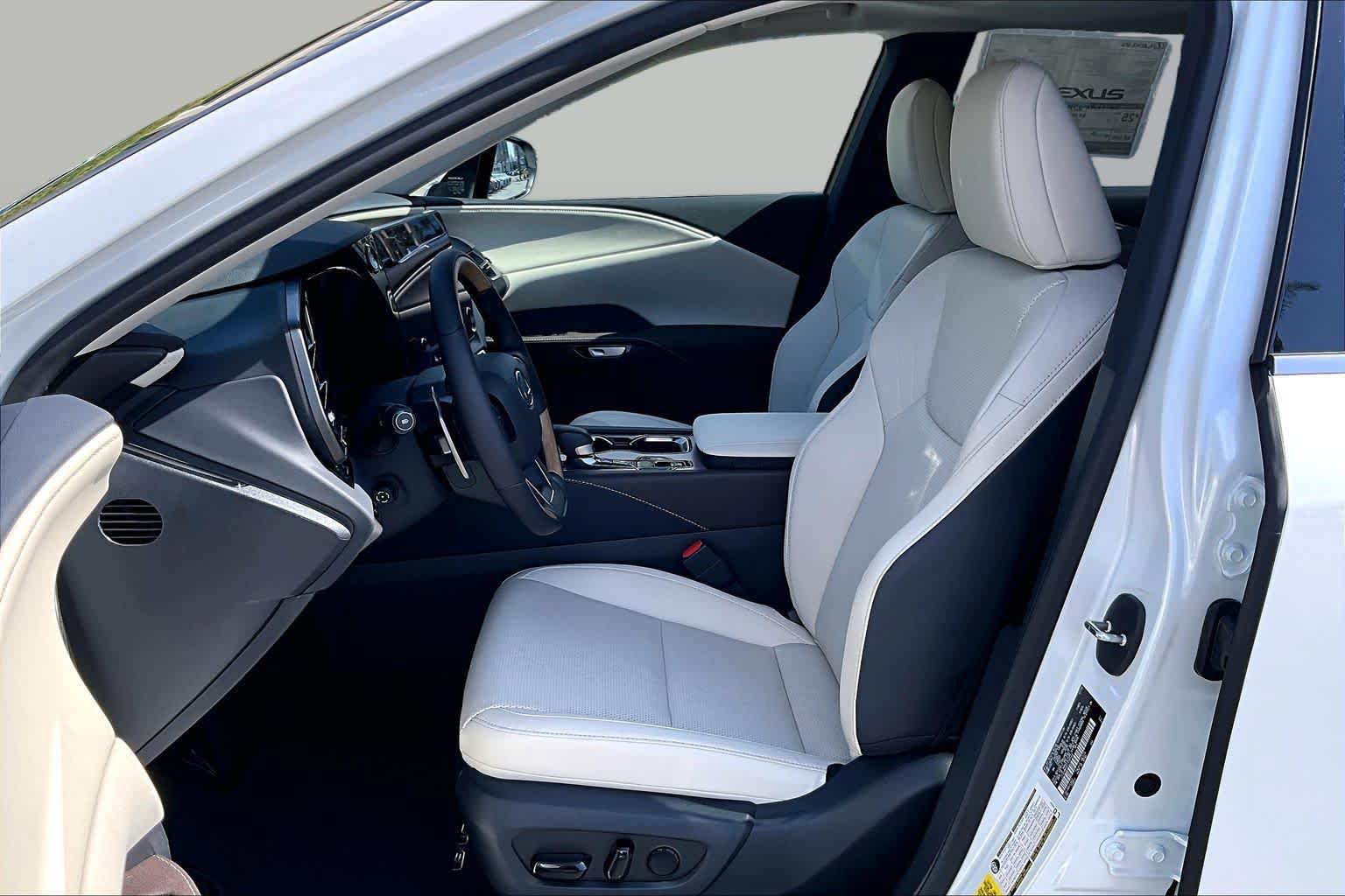 New 2026 Lexus RX 350 Premium Plus w/ Accessory Package (Z1) FWD image 18