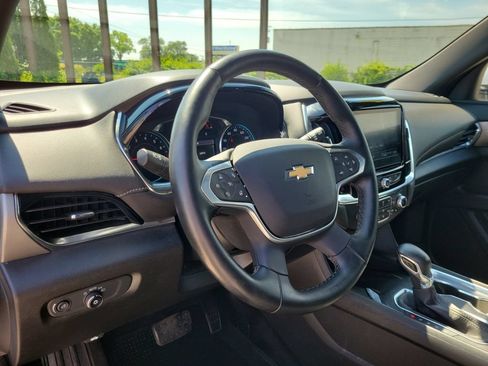 Used 2023 Chevrolet Traverse LT w/ LPO, Floor Liner Package FWD image 22