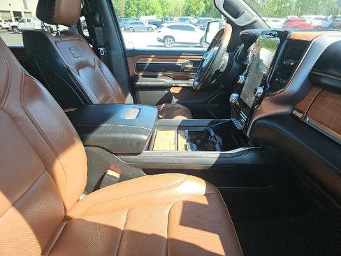 Used 2022 RAM 1500 Limited AWD/4WD image 21