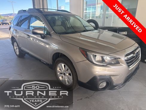Used 2018 Subaru Outback 2.5i Premium image 1