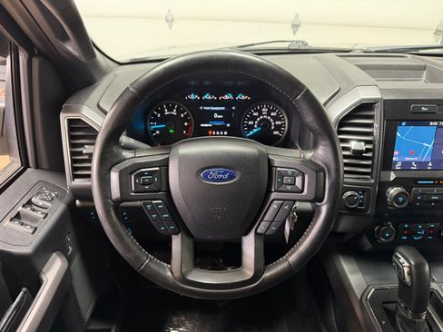 Used 2019 Ford F150 XLT w/ Equipment Group 302A Luxury AWD/4WD image 17