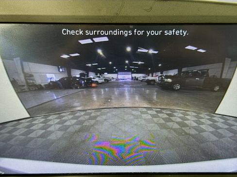 Used 2021 Hyundai Elantra SEL image 18