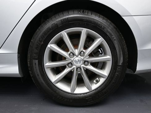 Used 2019 Hyundai Sonata ECO image 12