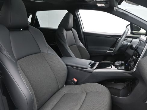 Used 2024 Toyota bZ4X XLE image 18