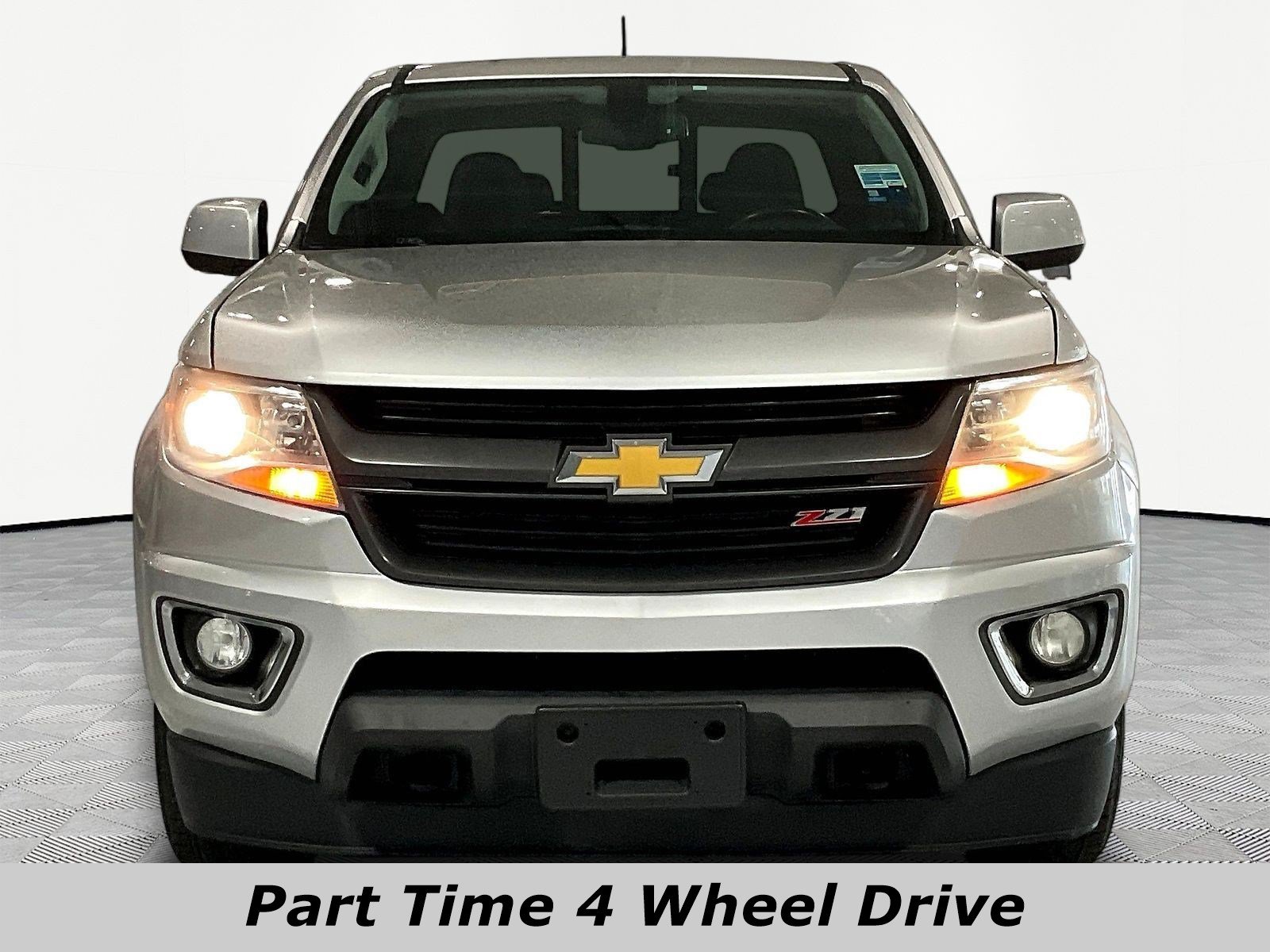 Used 2016 Chevrolet Colorado Z71 AWD/4WD image 2