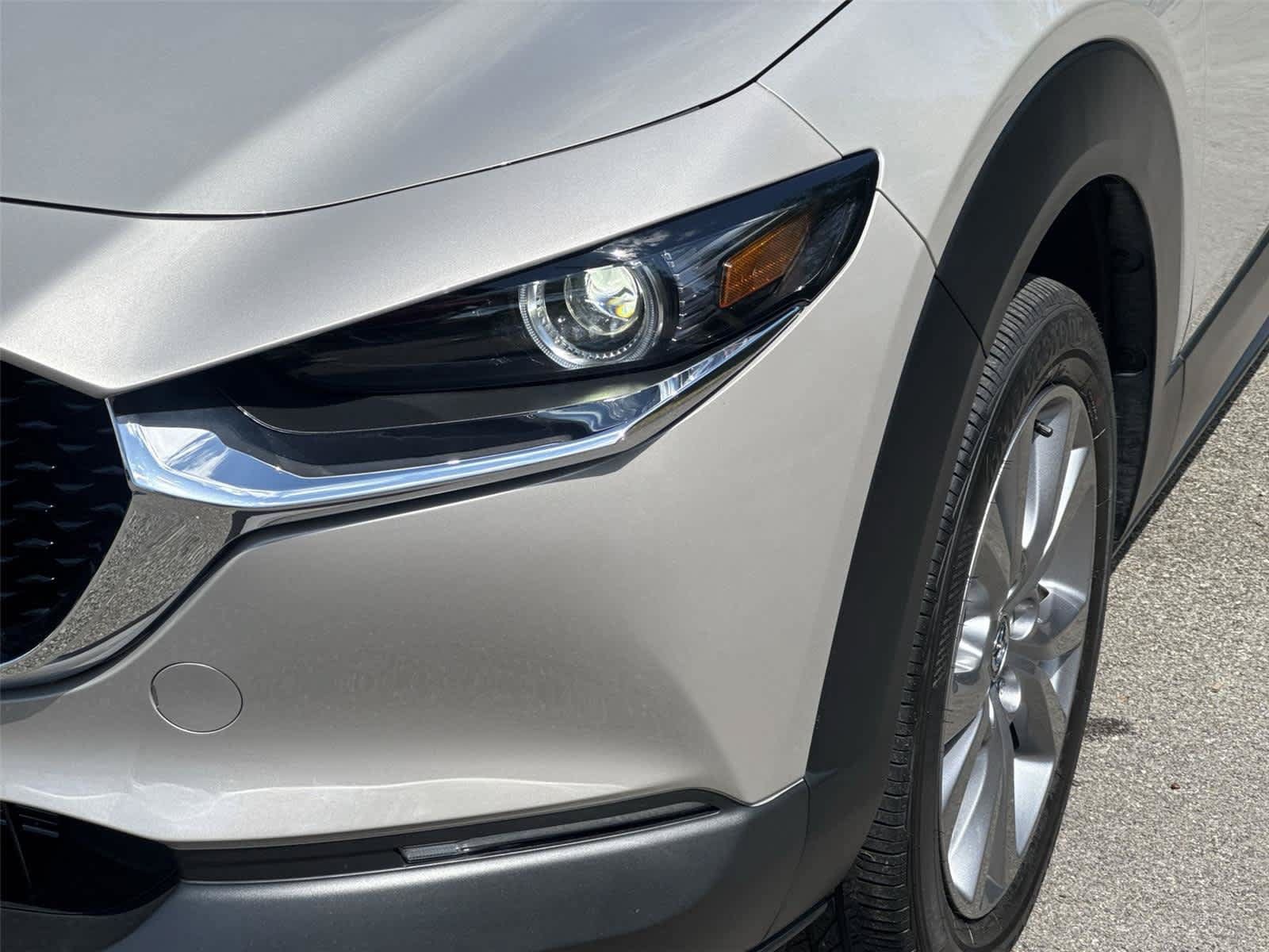 Used 2022 MAZDA CX-30 AWD 2.5 S w/ Premium Package image 9