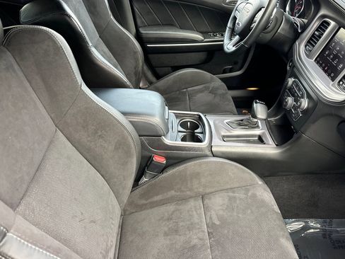 Used 2023 Dodge Charger R/T w/ Plus Group image 30