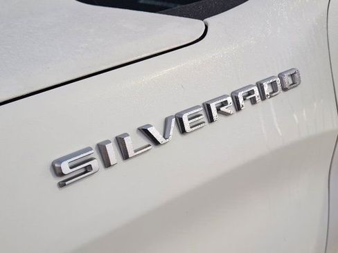 Used 2023 Chevrolet Silverado 1500 LT image 10