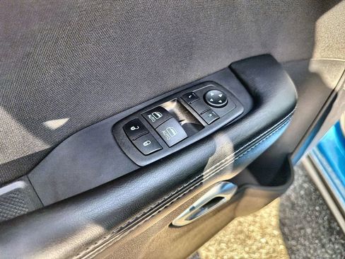 Used 2023 Dodge Challenger SXT w/ Blacktop Package image 15