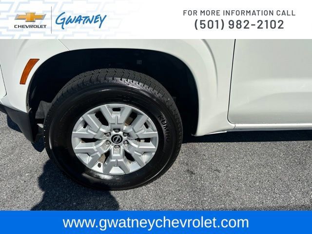 Used 2024 Nissan Frontier SV w/ SV Convenience Package AWD/4WD image 9