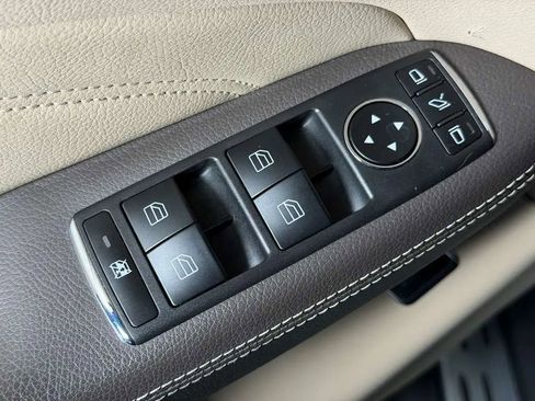 Used 2012 Mercedes-Benz ML 350 BlueTEC 4MATIC image 25
