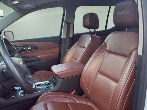 Used 2018 Chevrolet Traverse High Country image 30