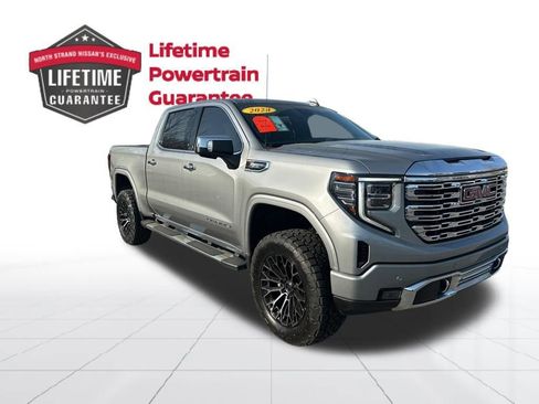 Used 2024 GMC Sierra 1500 Denali w/ Technology Package AWD/4WD image 4