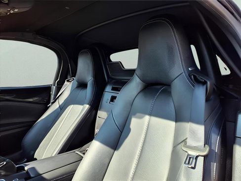 Used 2024 MAZDA MX-5 Miata Grand Touring w/ Weather Package image 12