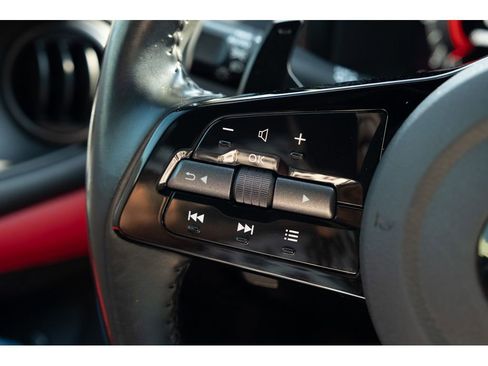 Used 2023 Nissan Z w/ Floor Mat Package (L93) RWD image 16