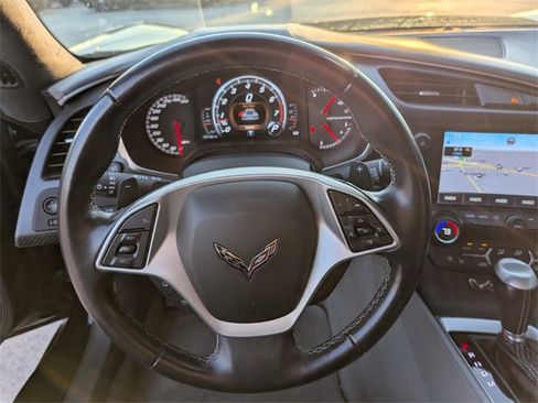 Used 2014 Chevrolet Corvette Stingray Coupe image 16