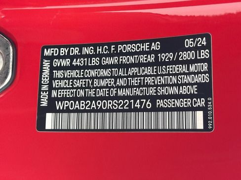 Certified 2024 Porsche 911 Carrera 4S AWD/4WD image 35